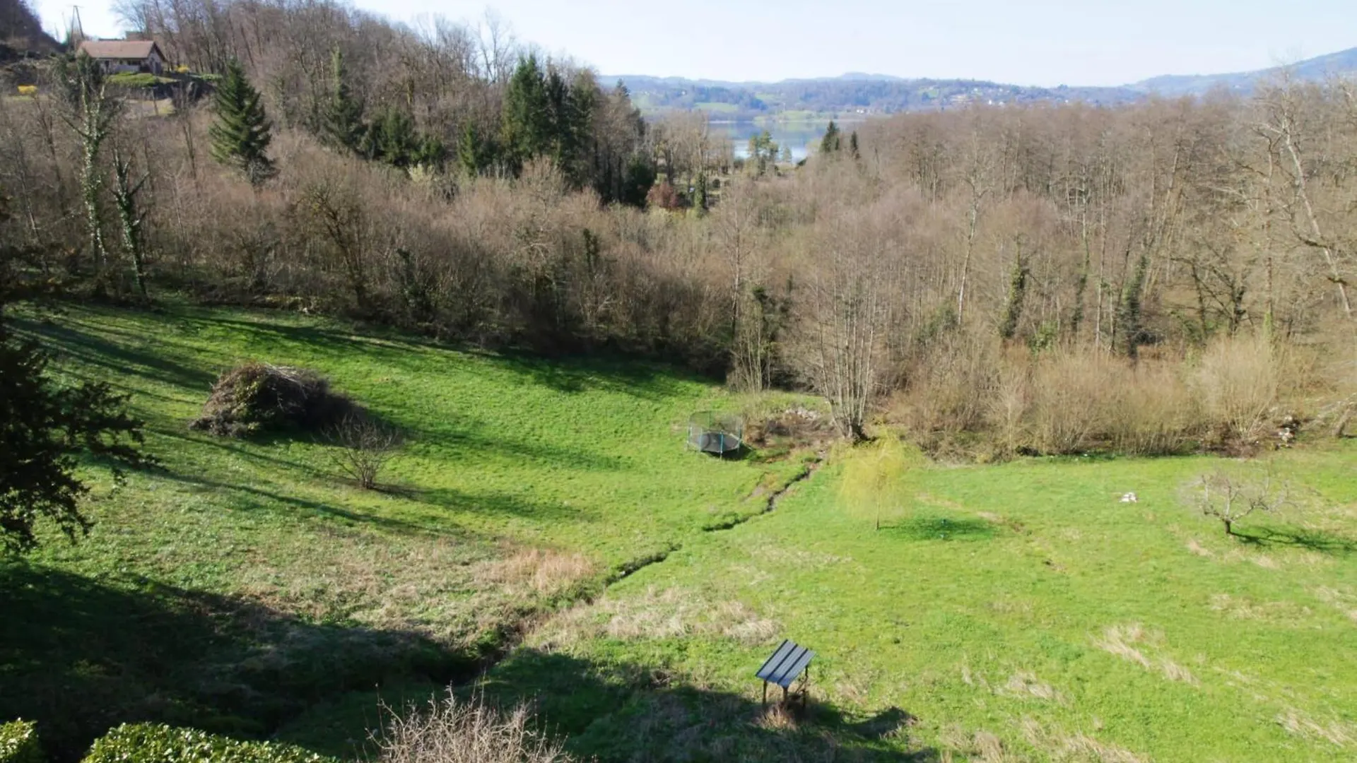 Bohemian Holiday Home With Lake View Aiguebelette-le-Lac