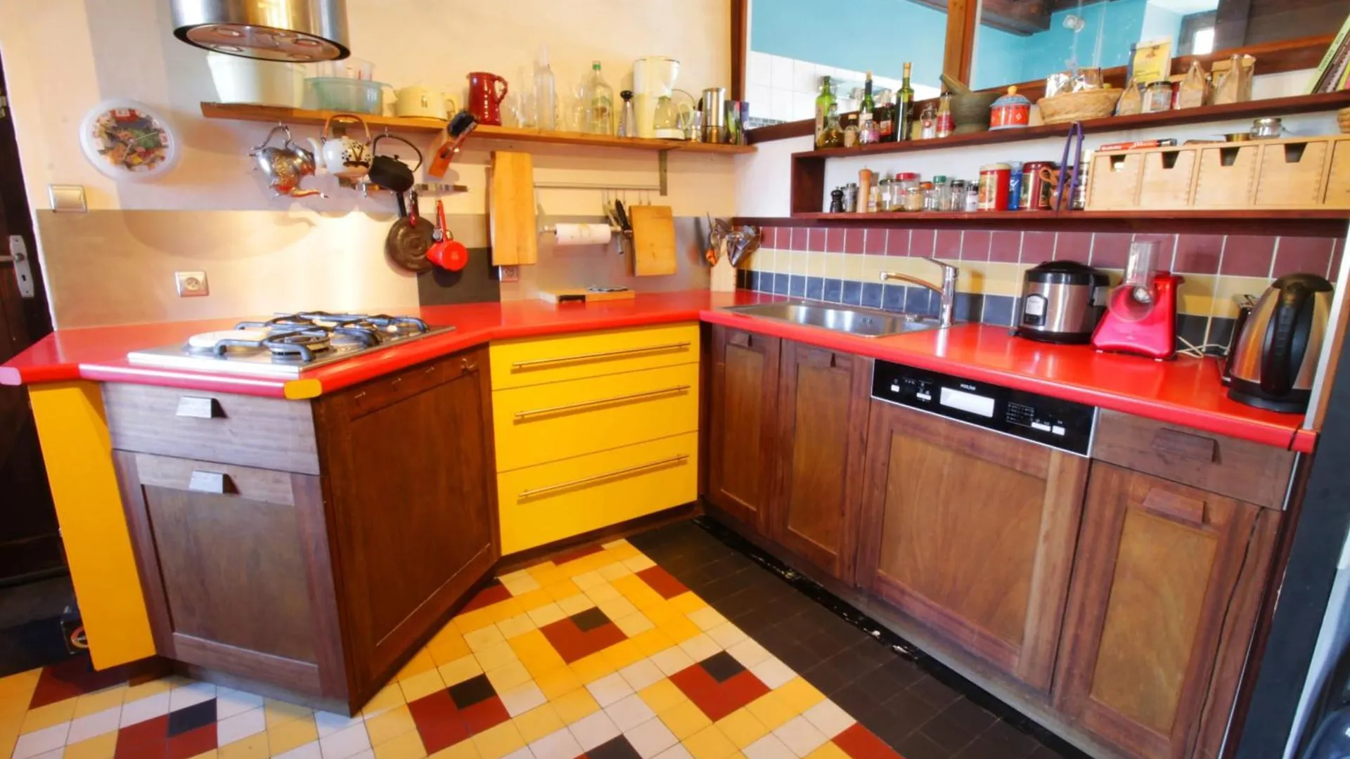 Bohemian Holiday Home With Lake View Aiguebelette-le-Lac